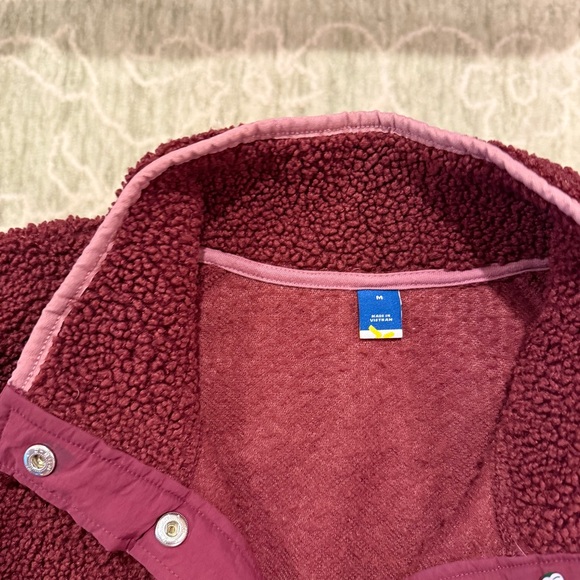 Old Navy Long-Sleeve Oversized Two-Tone Sherpa Sweatshirt Women’s Size M - Picture 4 of 6